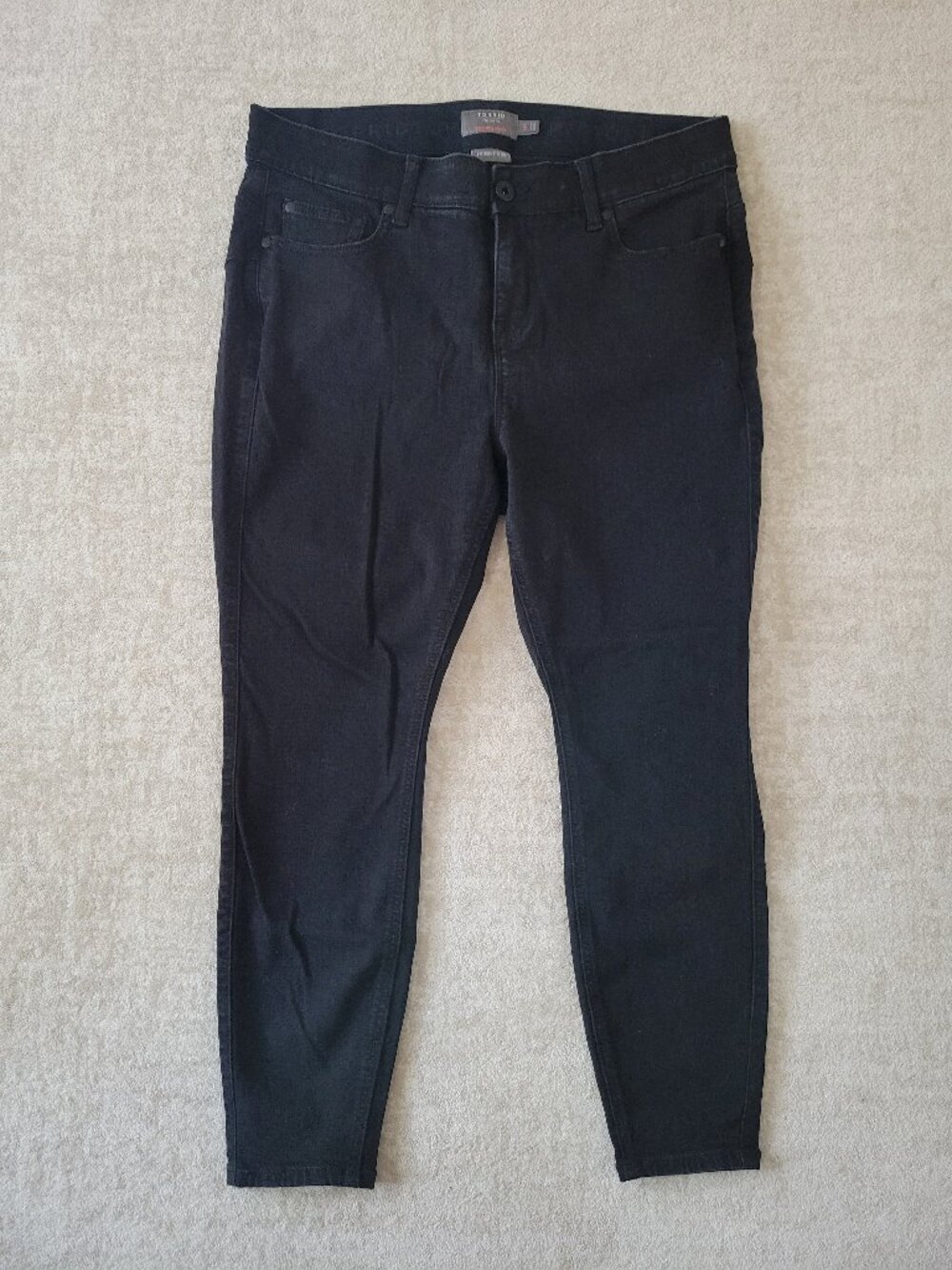 Torrid Premium Bombshell Skinny Jeans 16 SHORT Black Plus Size Stretch Hi Rise M